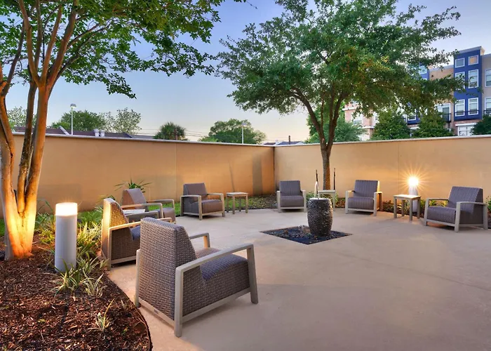 Courtyard By Marriott Houston Nasa Clear Lake
