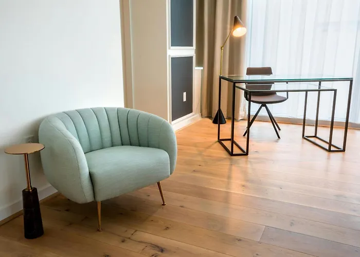 The Laura Hotel, Houston Downtown, Autograph Collection